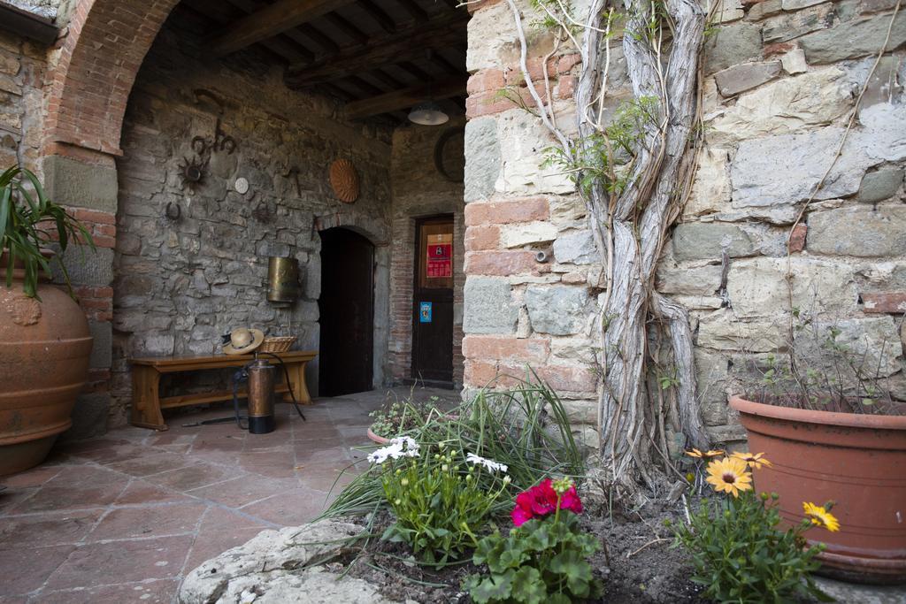 Podere Terreno Alla Via Della Volpaia Radda in Chianti Bagian luar foto